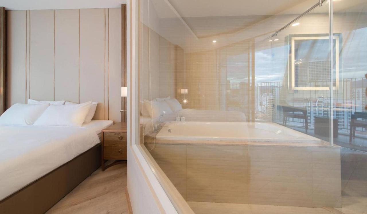Panorama Sky Blue Nha Trang 아파트 호텔 외부 사진
